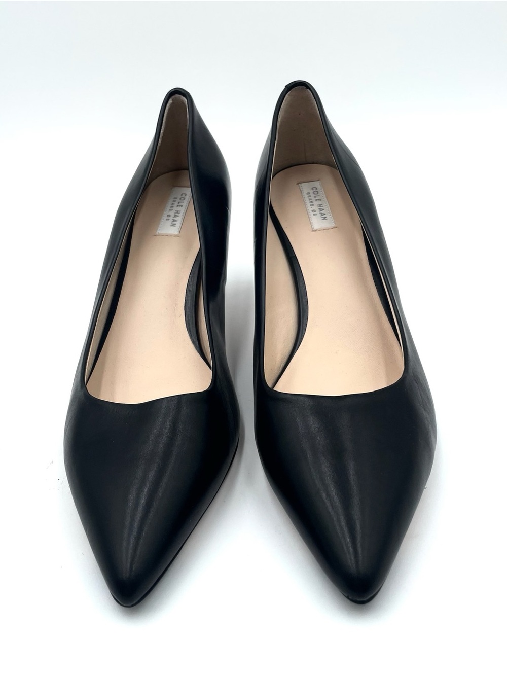 Cole Haan Black Leather Pointed Toe Pumps Size 7.5